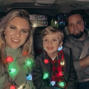 Meet your Posher, Hillary